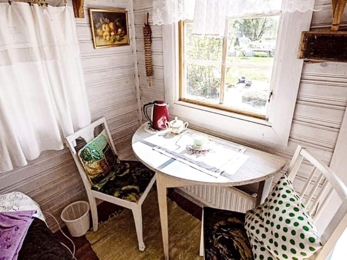 5 Person Holiday Home In Tostared מראה חיצוני תמונה